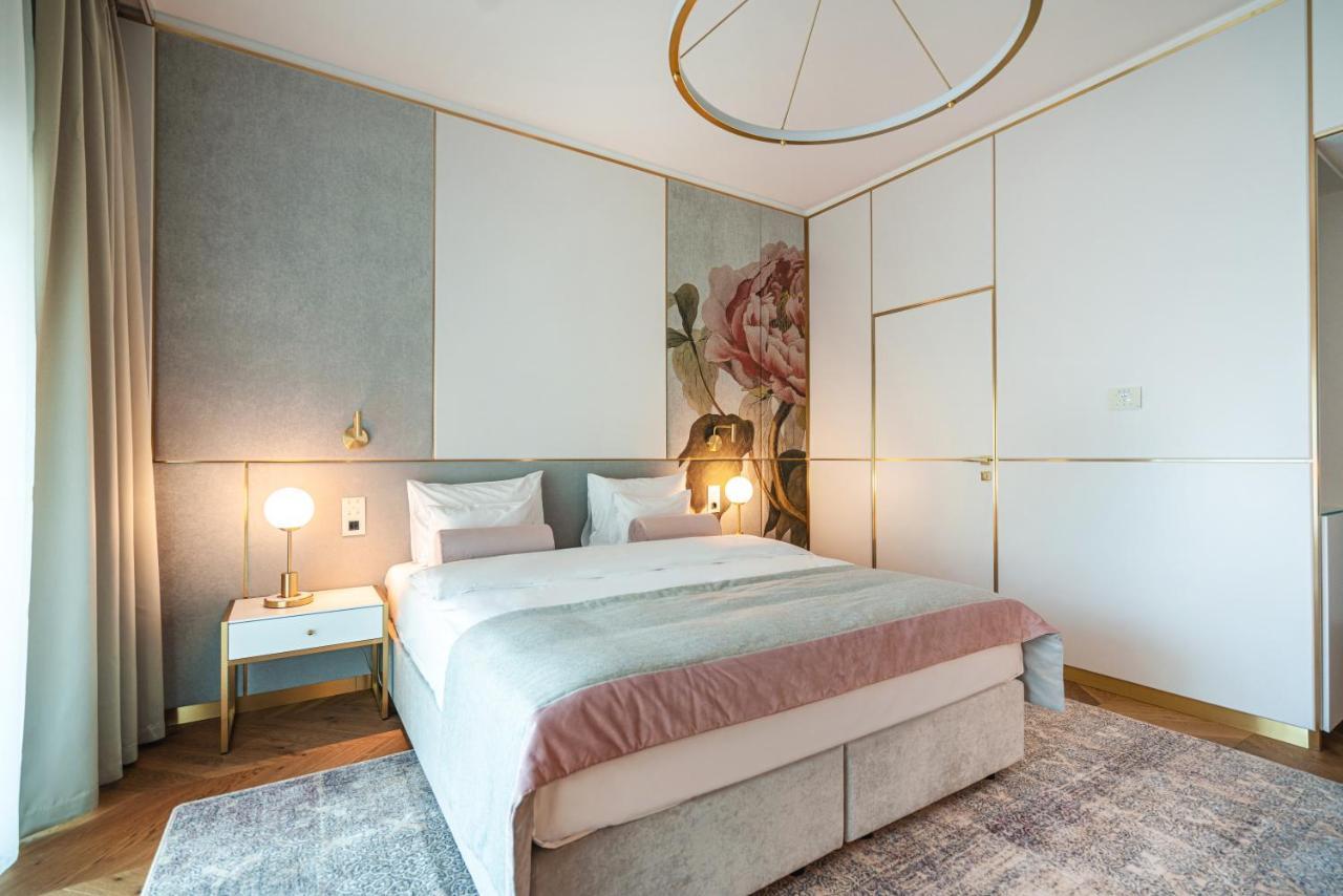 Premier Single Room,1532404039:JPEG