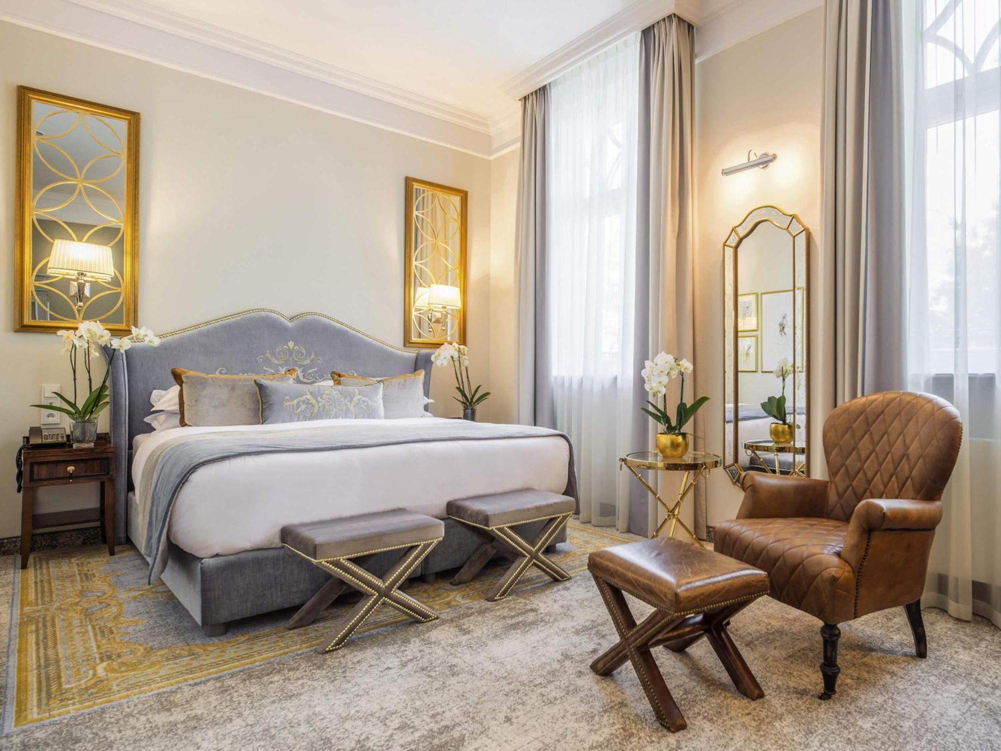 Deluxe King Room,1766000959:JPEG