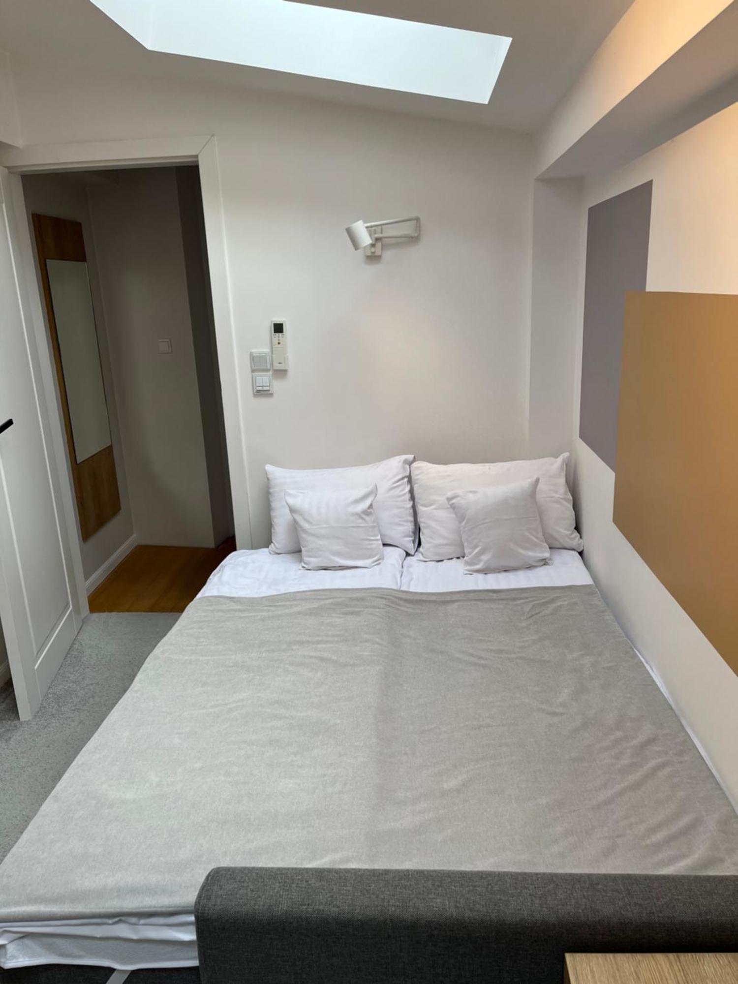 Deluxe Appartement met 2 Slaapkamers en Balkon