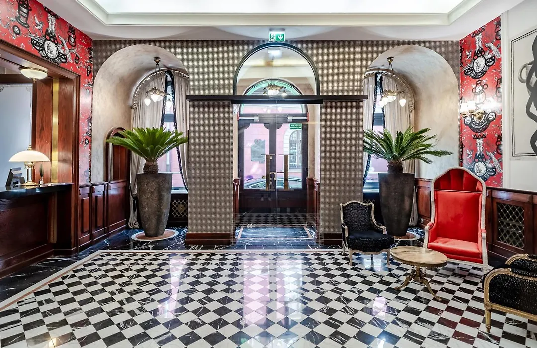 Hotel H15 Francuski Old Town - Destigo Hotels-1