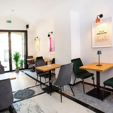 Hotel Teatr-2