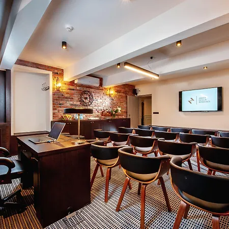 Amber Design Residence-3